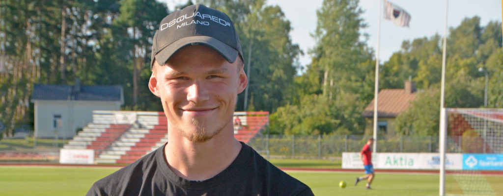 Tobias Fagerström uskoo yhä unelmiinsa – kovia kokenut karjaalaisfutari palasi kotiin