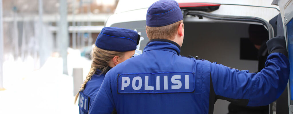 Poliisi odottaa tehtäväntäyteistä vappuhumua